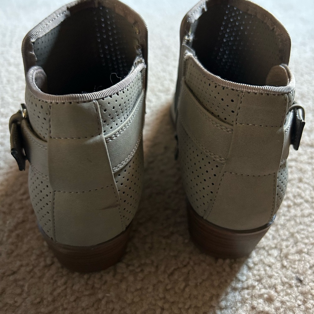Spirit booties - Picture 5 of 7